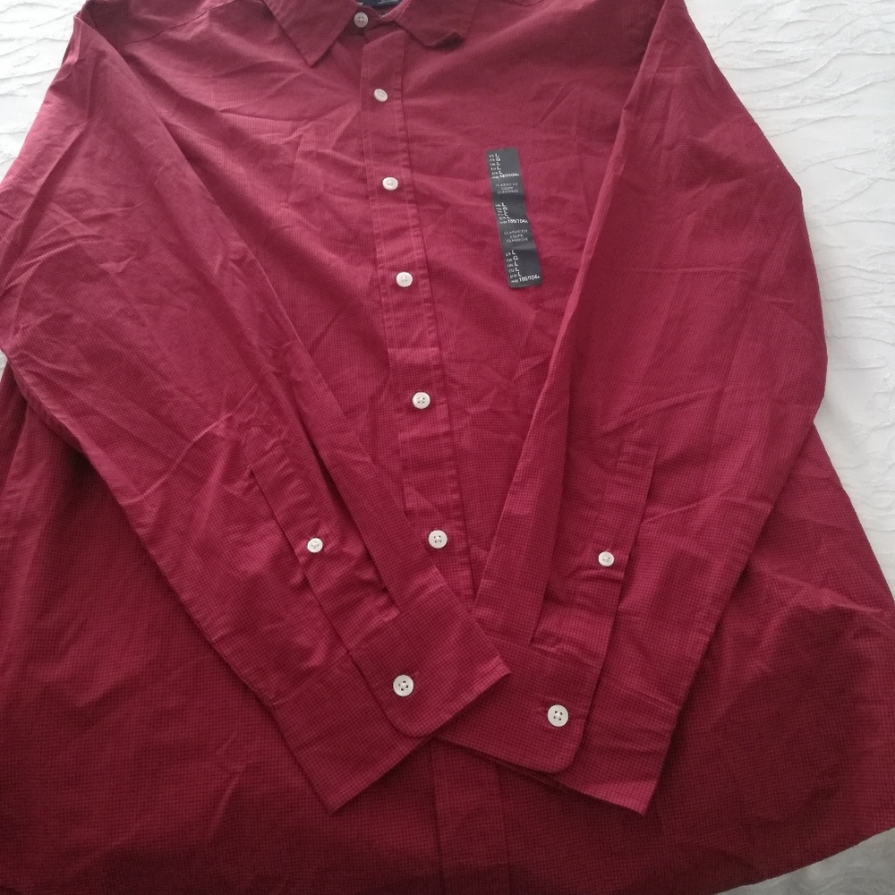 New Gap button-up long-sleeve dress shirts size L